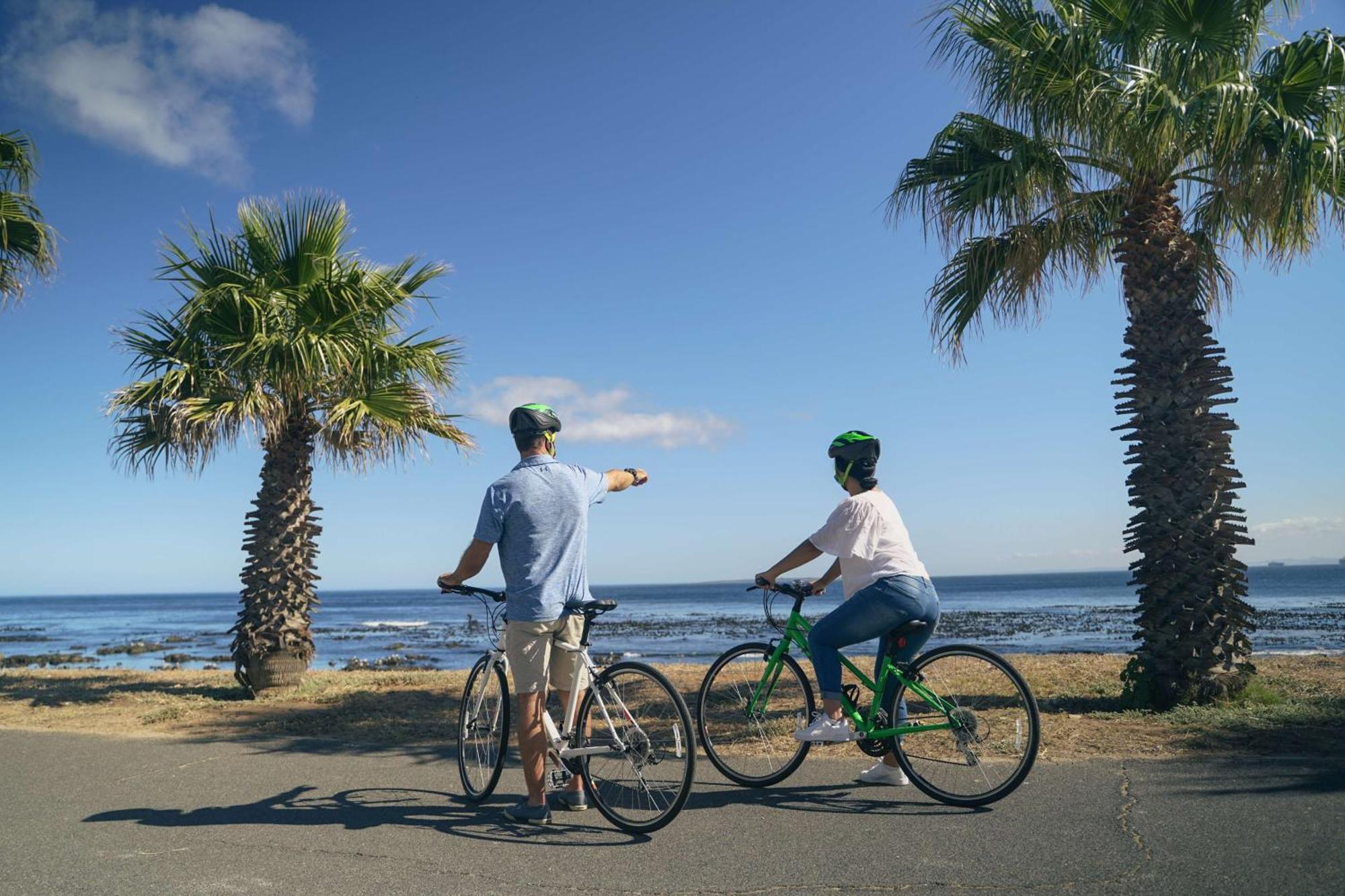 فندق راديسون بلو ووترفرونت، كيب تاون المظهر الخارجي الصورة Biking in La Jolla