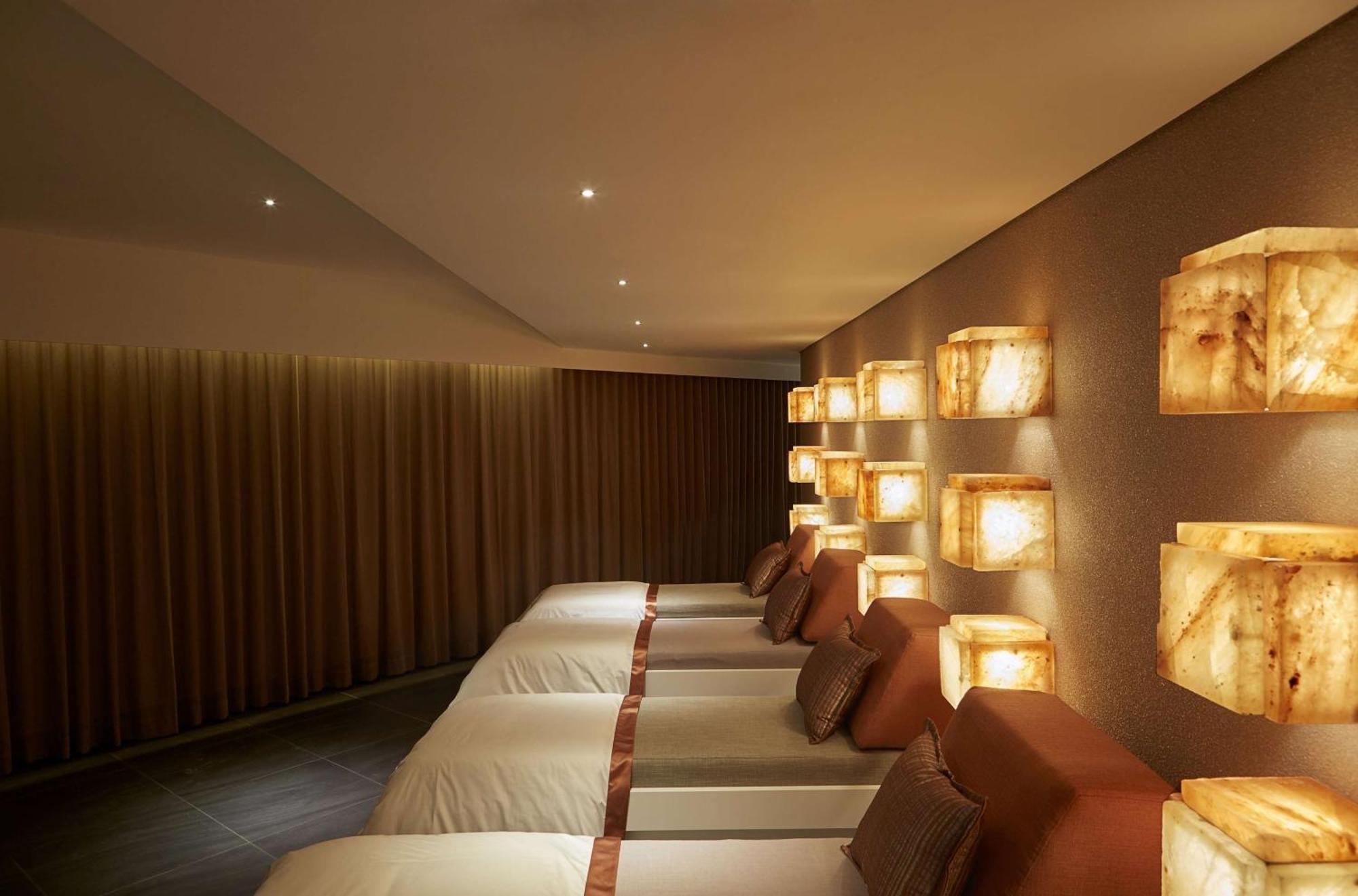 فندق راديسون بلو ووترفرونت، كيب تاون المظهر الخارجي الصورة The spa at The Landmark